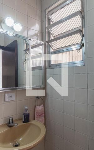Casa à venda com 120m², 2 quartos e 1 vaga Casa à venda com 120m², 2 quartos e 1 vagaBanheiro 2