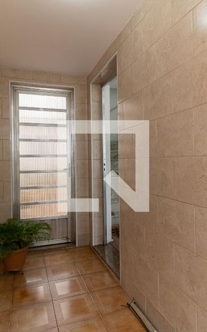 Casa à venda com 120m², 2 quartos e 1 vaga Casa à venda com 120m², 2 quartos e 1 vagaEntrada