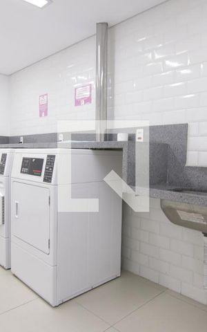 Apartamento para alugar com 33m², 1 quarto e sem vagaBanheiro