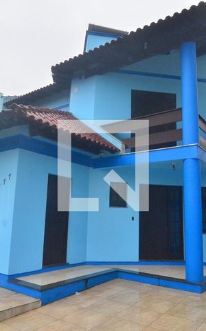 Casa à venda com 110m², 4 quartos e 3 vagasPátio