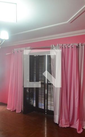 Casa à venda com 110m², 4 quartos e 3 vagasSuíte