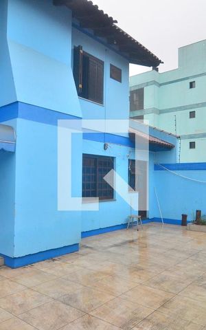 Casa à venda com 110m², 4 quartos e 3 vagasPátio