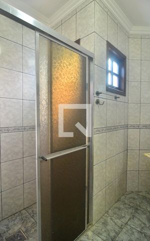 Casa à venda com 110m², 4 quartos e 3 vagasBanheiro social