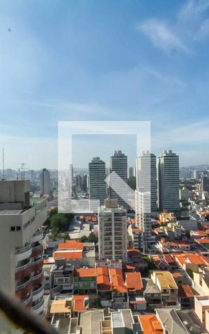 Apartamento à venda com 220m², 4 quartos e 4 vagas Apartamento à venda com 220m², 4 quartos e 4 vagasVista da Varanda da Sala