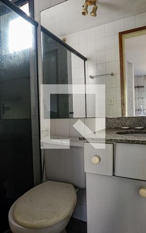 Apartamento à venda com 138m², 2 quartos e 2 vagas Apartamento à venda com 138m², 2 quartos e 2 vagasBanheiro