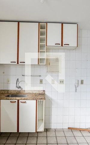 Apartamento à venda com 138m², 2 quartos e 2 vagas Apartamento à venda com 138m², 2 quartos e 2 vagasCozinha