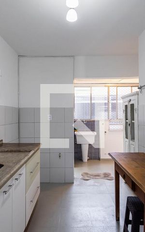 Apartamento à venda com 60m², 2 quartos e sem vagaCozinha
