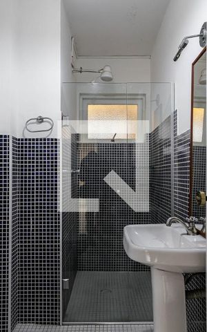 Apartamento à venda com 60m², 2 quartos e sem vagaBanheiro