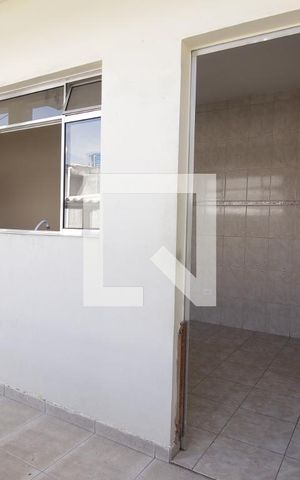 Casa para alugar com 70m², 2 quartos e sem vagaFachada
