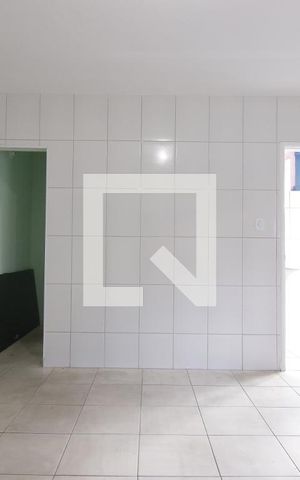 Casa à venda com 60m², 2 quartos e sem vagaSala