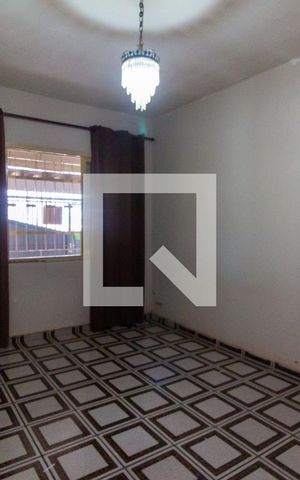 Casa à venda com 225m², 3 quartos e 2 vagas Casa à venda com 225m², 3 quartos e 2 vagas Quarto 01