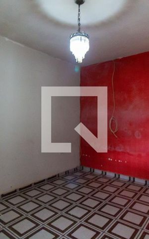 Casa à venda com 225m², 3 quartos e 2 vagas Casa à venda com 225m², 3 quartos e 2 vagasQuarto 01