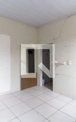 Casa à venda com 225m², 3 quartos e 2 vagas Casa à venda com 225m², 3 quartos e 2 vagasQuarto 03