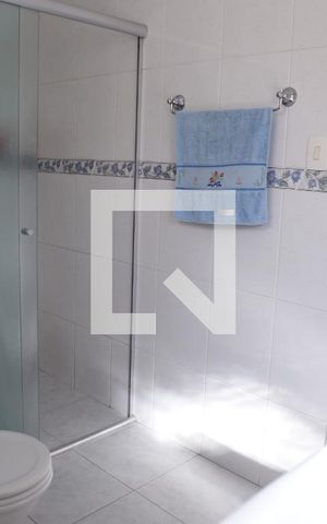 Casa à venda com 170m², 3 quartos e 4 vagasBanheiro da Suíte