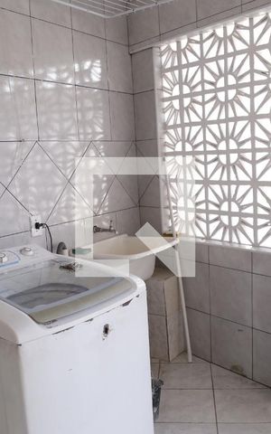 Casa à venda com 170m², 3 quartos e 4 vagasÁrea de Serviço