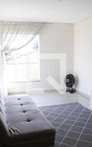 Casa à venda com 170m², 3 quartos e 4 vagasSala