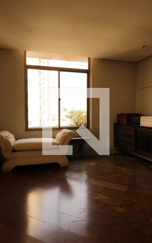 Apartamento à venda com 245m², 4 quartos e 3 vagasSala