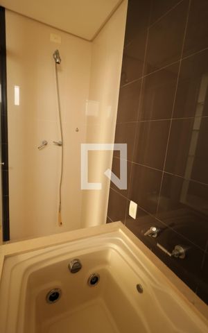 Apartamento à venda com 245m², 4 quartos e 3 vagasBanheiro da Suíte