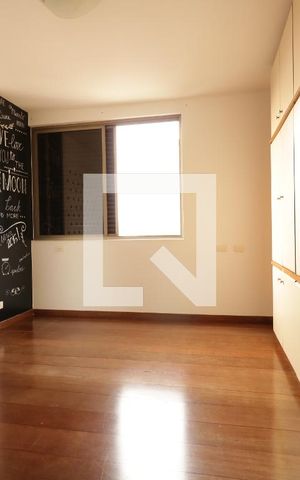 Apartamento à venda com 245m², 4 quartos e 3 vagasQuarto 3