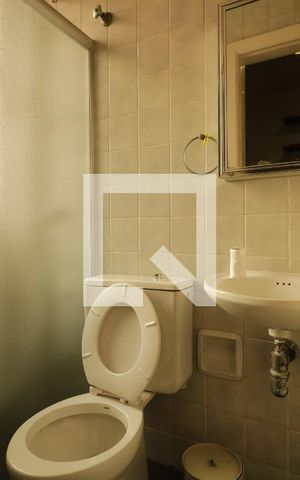 Apartamento à venda com 245m², 4 quartos e 3 vagasBanheiro de Serviço