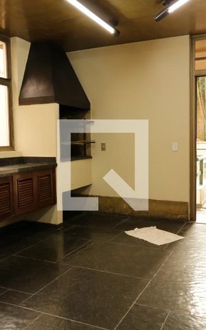 Apartamento à venda com 245m², 4 quartos e 3 vagasÁrea comum - Churrasqueira
