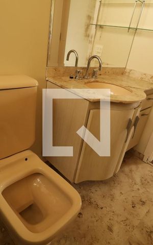 Apartamento à venda com 245m², 4 quartos e 3 vagasBanheiro 1