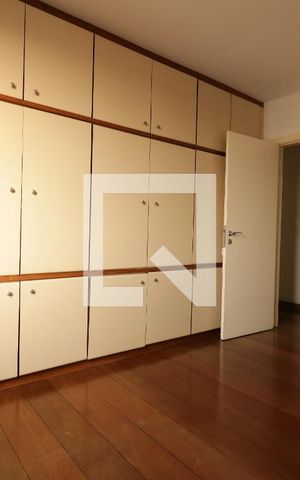 Apartamento à venda com 245m², 4 quartos e 3 vagasQuarto 3