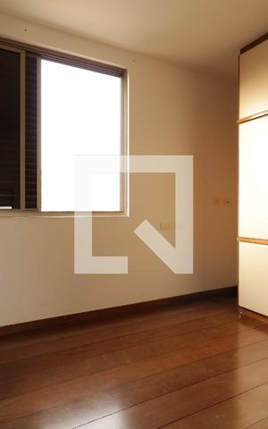 Apartamento à venda com 245m², 4 quartos e 3 vagasQuarto 3