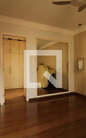 Apartamento à venda com 245m², 4 quartos e 3 vagasSuite