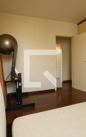 Apartamento à venda com 245m², 4 quartos e 3 vagasQuarto 2