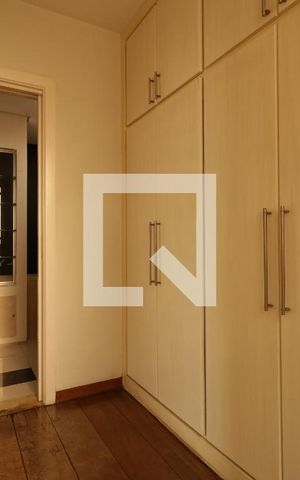 Apartamento à venda com 245m², 4 quartos e 3 vagasCloset da suíte
