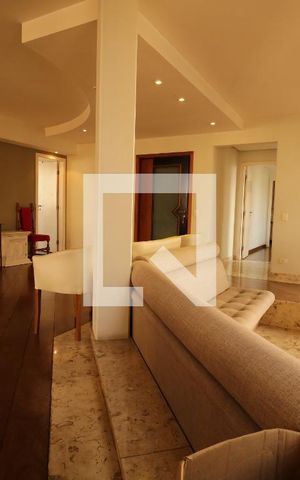 Apartamento à venda com 245m², 4 quartos e 3 vagasSala