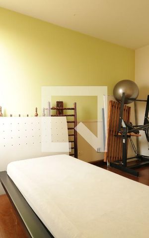 Apartamento à venda com 245m², 4 quartos e 3 vagasQuarto 2