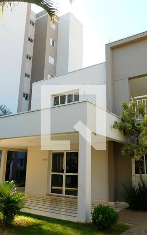 Apartamento para alugar com 60m², 2 quartos e 1 vagaFachada