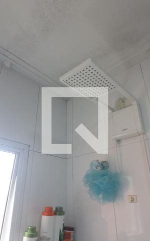 Casa à venda com 705m², 4 quartos e 8 vagasBanheiro Quarto 2 