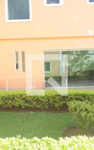 Casa à venda com 705m², 4 quartos e 8 vagasJanela Depósito