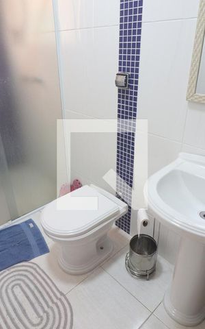 Casa à venda com 705m², 4 quartos e 8 vagasBanheiro Quarto 3 