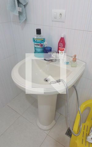 Casa à venda com 705m², 4 quartos e 8 vagasBanheiro 