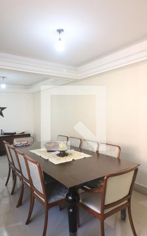 Casa à venda com 705m², 4 quartos e 8 vagasSala de Jantar
