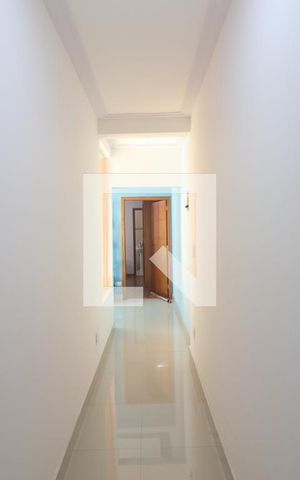 Casa à venda com 705m², 4 quartos e 8 vagasCorredor