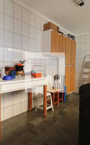 Casa à venda com 190m², 3 quartos e 3 vagasÁrea de Serviço