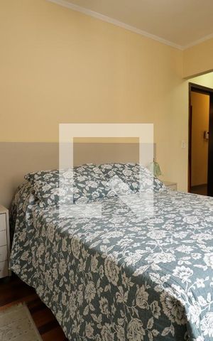 Casa à venda com 190m², 3 quartos e 3 vagasSuite