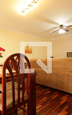 Casa à venda com 190m², 3 quartos e 3 vagasSala