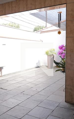 Casa à venda com 190m², 3 quartos e 3 vagasGaragem