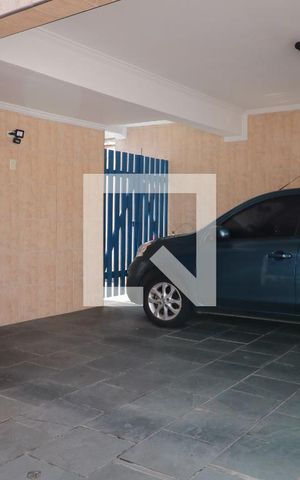 Casa à venda com 190m², 3 quartos e 3 vagasGaragem