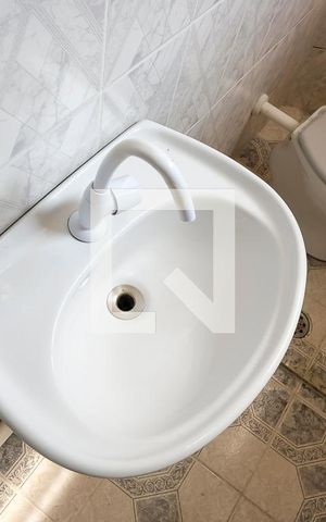 Studio para alugar com 25m², 1 quarto e sem vaga Studio para alugar com 25m², 1 quarto e sem vagaBanheiro