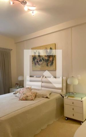 Casa de condomínio à venda com 560m², 4 quartos e 6 vagasSuíte 4