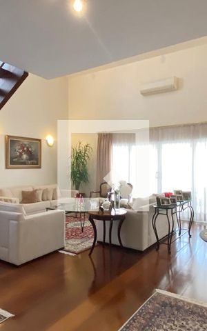 Casa de condomínio à venda com 560m², 4 quartos e 6 vagasSala 2