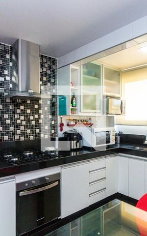 Apartamento à venda com 166m², 4 quartos e 4 vagas Apartamento à venda com 166m², 4 quartos e 4 vagasCozinha