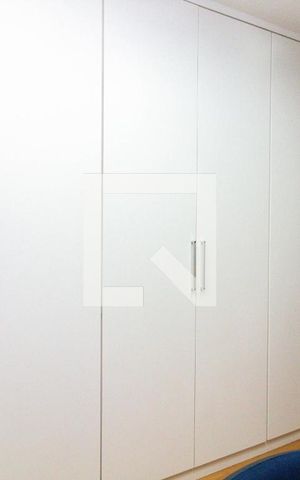 Apartamento à venda com 166m², 4 quartos e 4 vagas Apartamento à venda com 166m², 4 quartos e 4 vagasEscritório